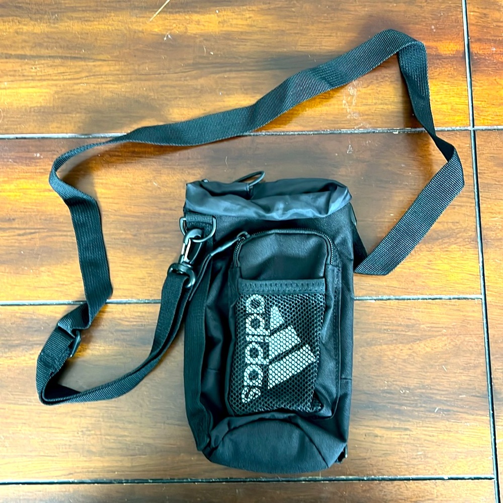 Adidas Mesh Crossbody Hydration Water Bottle Holder Bag